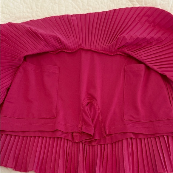 Garb - Vibrant Dark Pink Pleated Skort. Great for tennis/gold. Size 11-12. - Picture 6 of 8